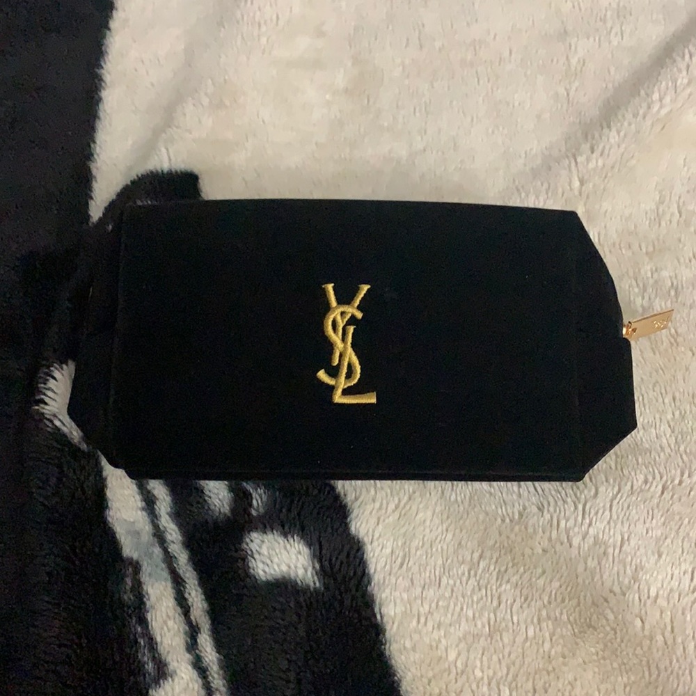 YSL 🖤 Small Hand Bag